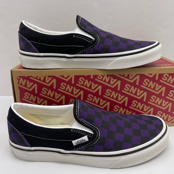 Vans Men’s Purple Checkered Classic Slip-OnPop Check Gothic Grape Sneakers